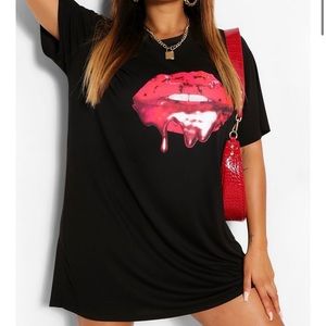 Plus Marble Lip Printed T-Shirt Dress